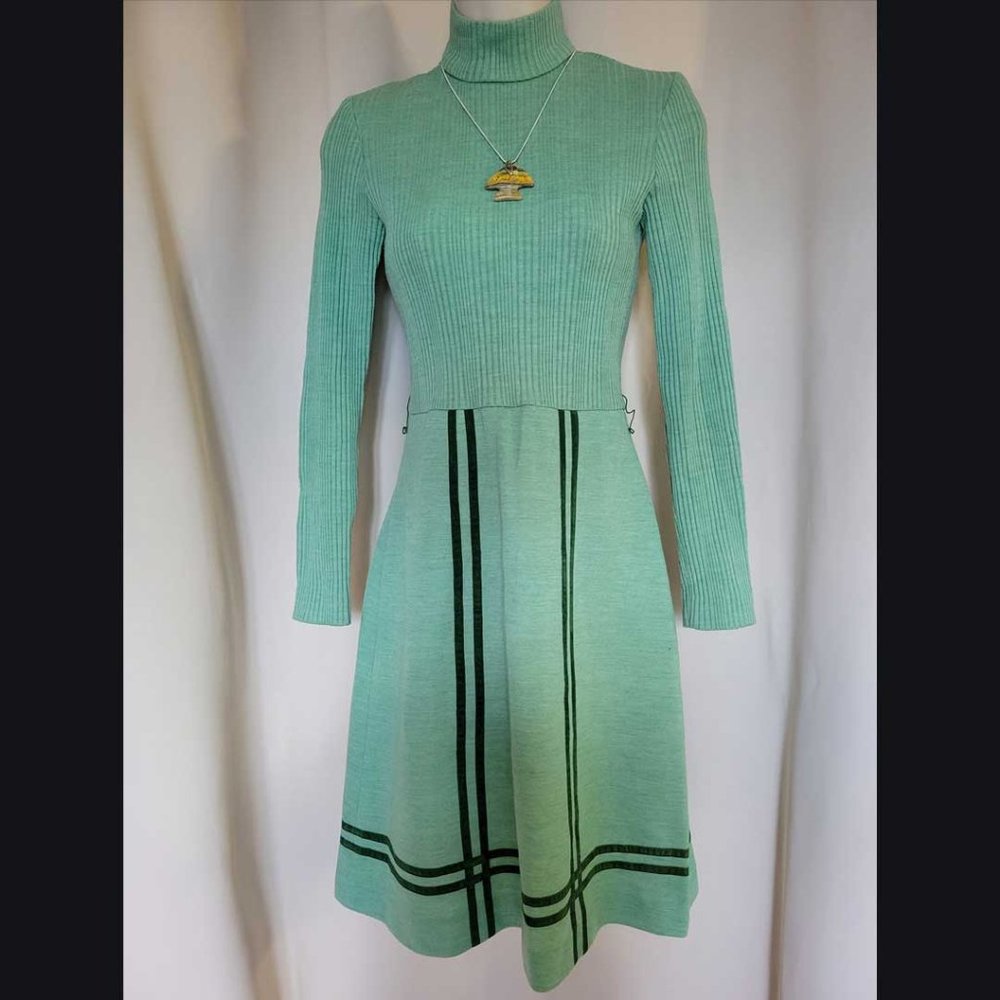 Vintage Pedestal Originals Dress